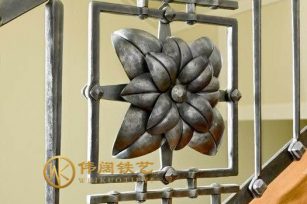 伟阔别墅庭院门围栏楼梯——铁艺设计的来源3