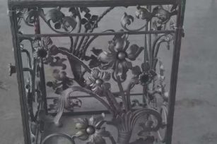 伟阔别墅庭院门围栏楼梯——铁艺设计的来源2